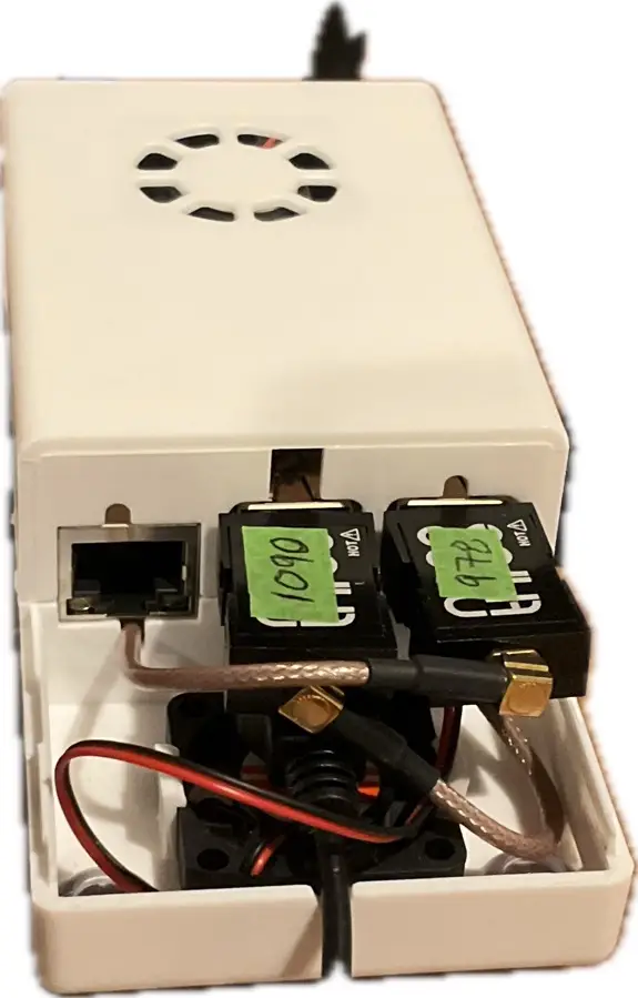 SDR cooling fan mounted below the SDRs on the main case.
