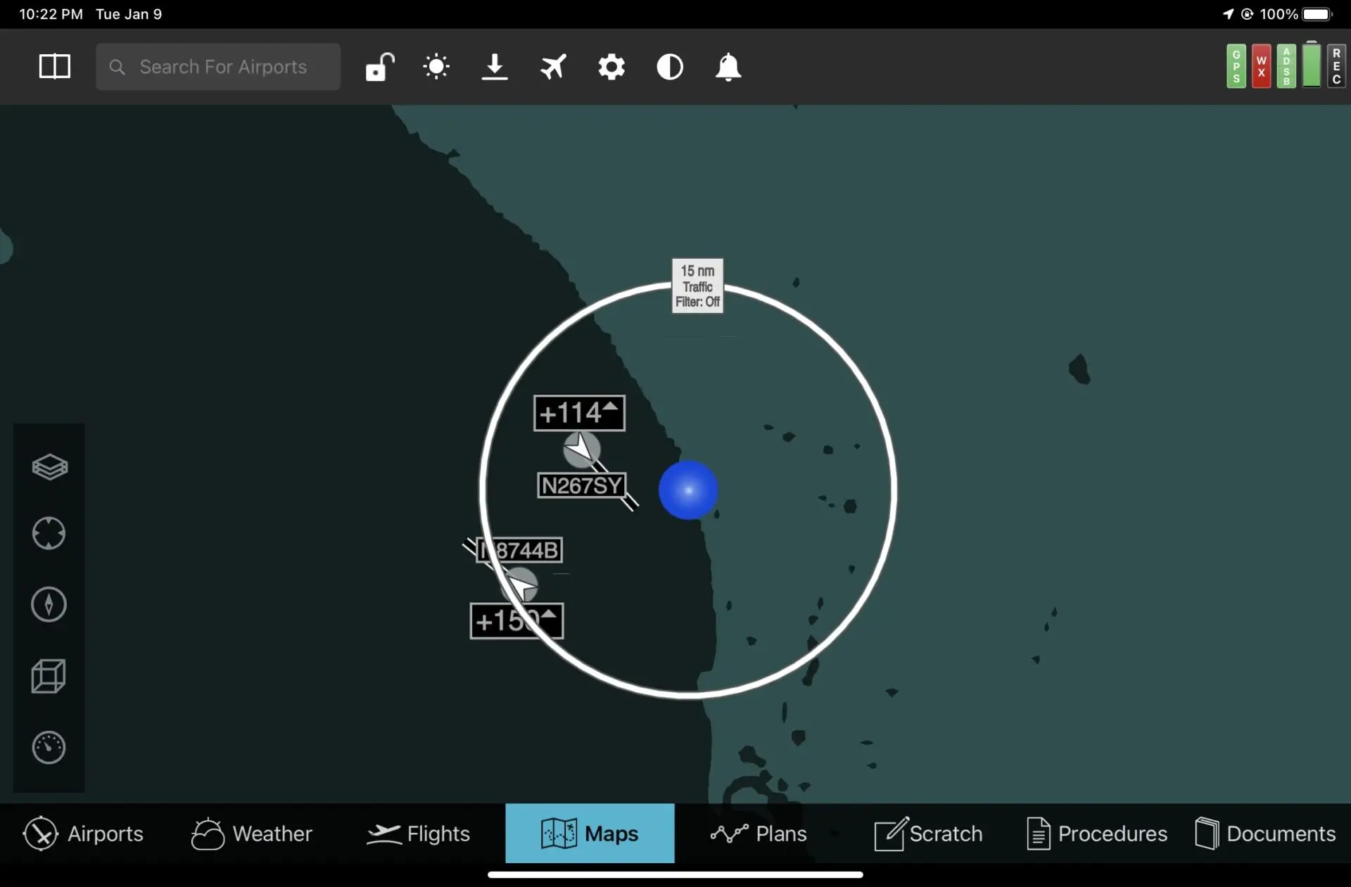 Image showing FlyQ EFB with traffic targets displayed