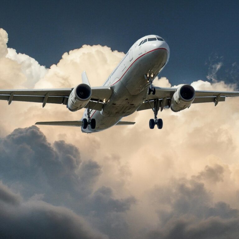 passenger aircraft landing